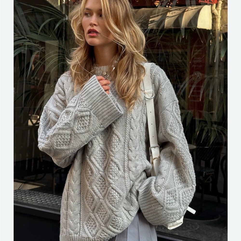 Lioness gray oversized sweater